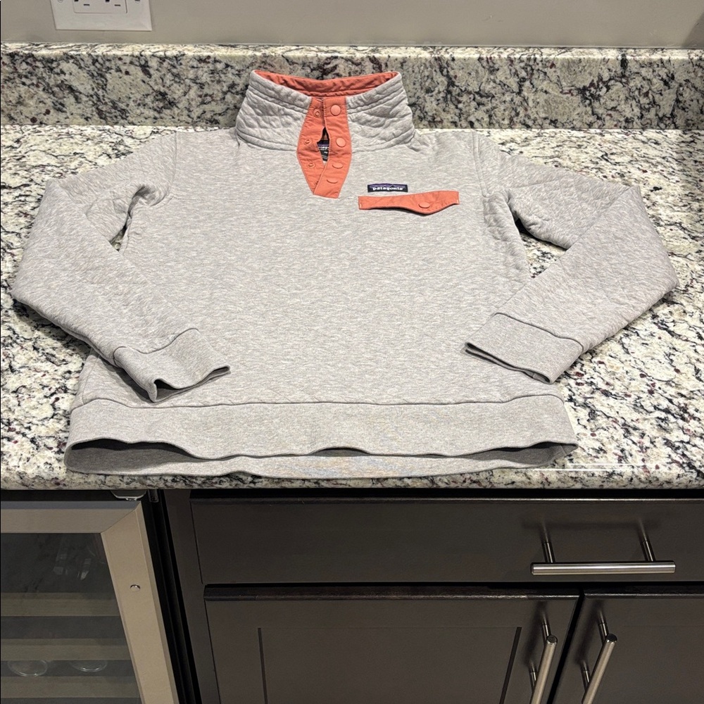 Patagonia Light Gray and Coral Pullover